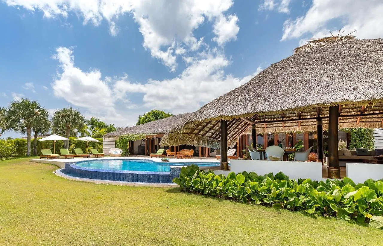 Unique Villa With Ocean And River Views - Staff & Golf Carts La Romana