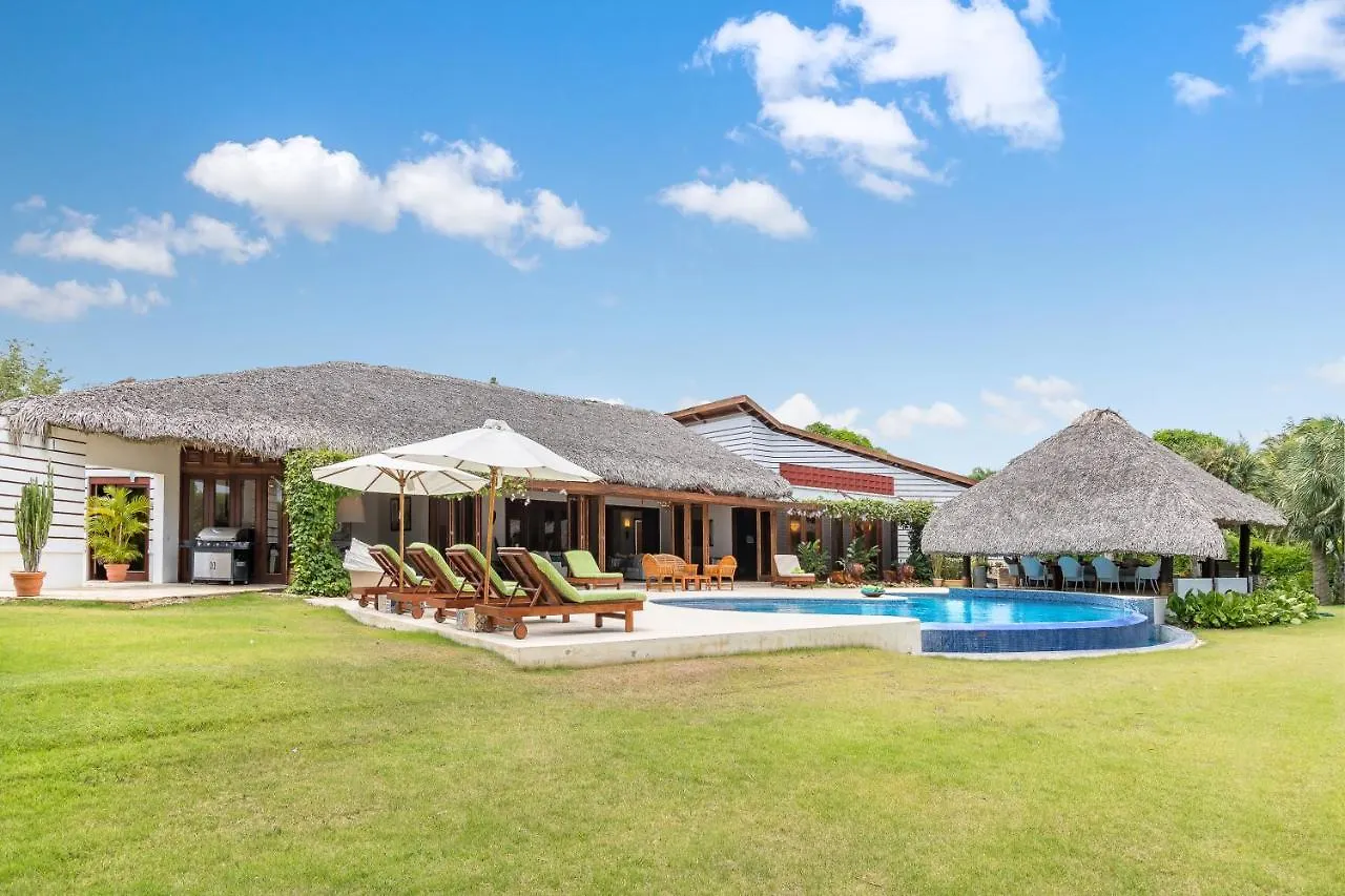 Unique Villa With Ocean And River Views - Staff & Golf Carts لا رومانا 0*,