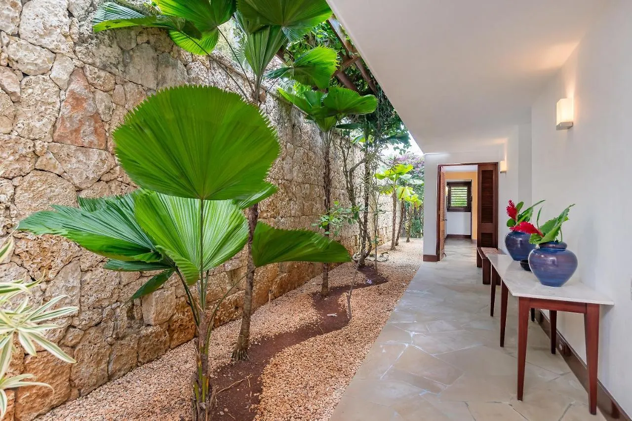Unique Villa With Ocean And River Views - Staff & Golf Carts لا رومانا