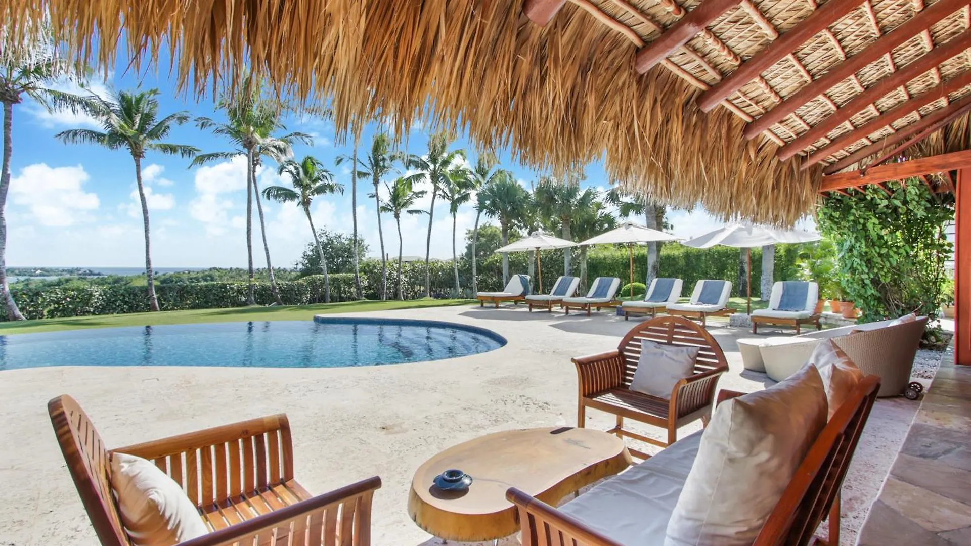 Unique Villa With Ocean And River Views - Staff & Golf Carts لا رومانا