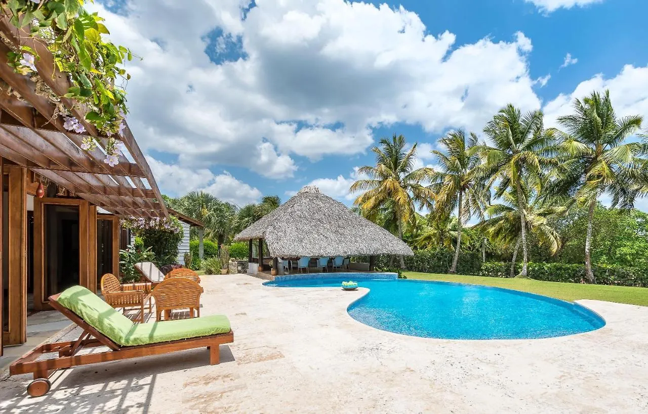 Unique Villa With Ocean And River Views - Staff & Golf Carts لا رومانا
